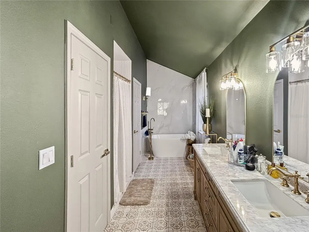 331 Cascade Lane Palm Harbor FL 34684