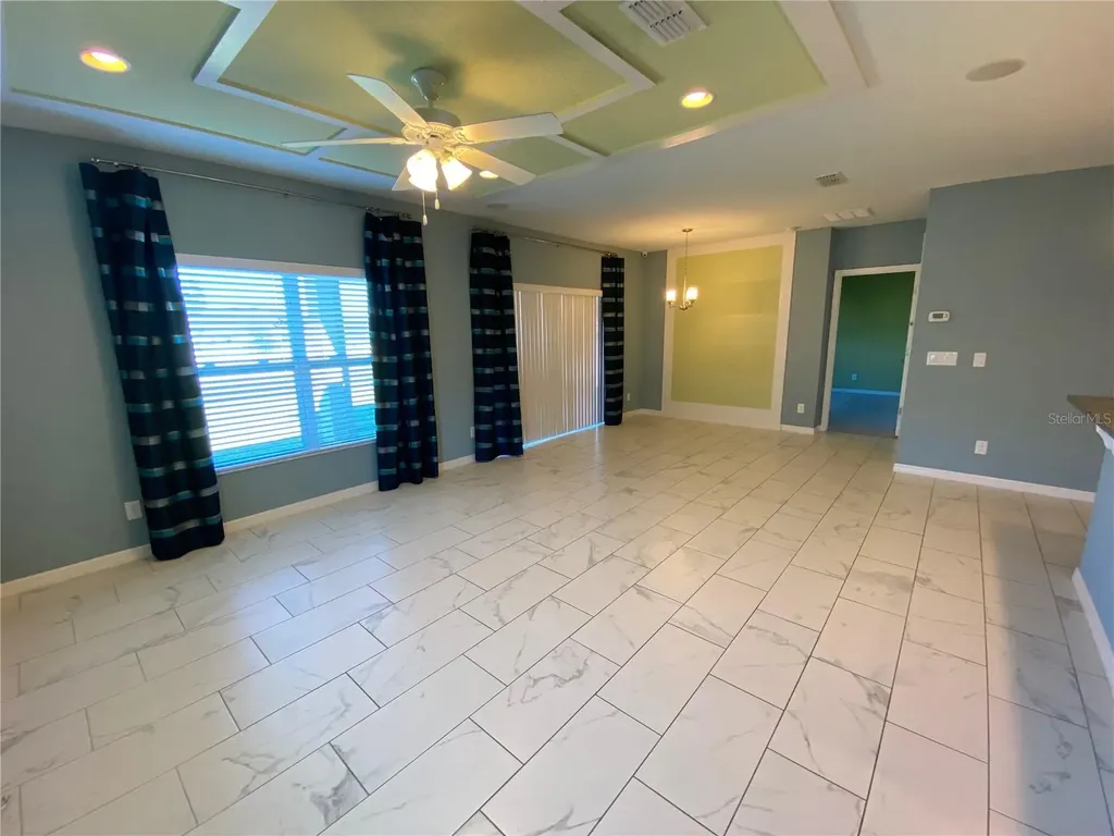 231 Salamanca Road Davenport FL 33837