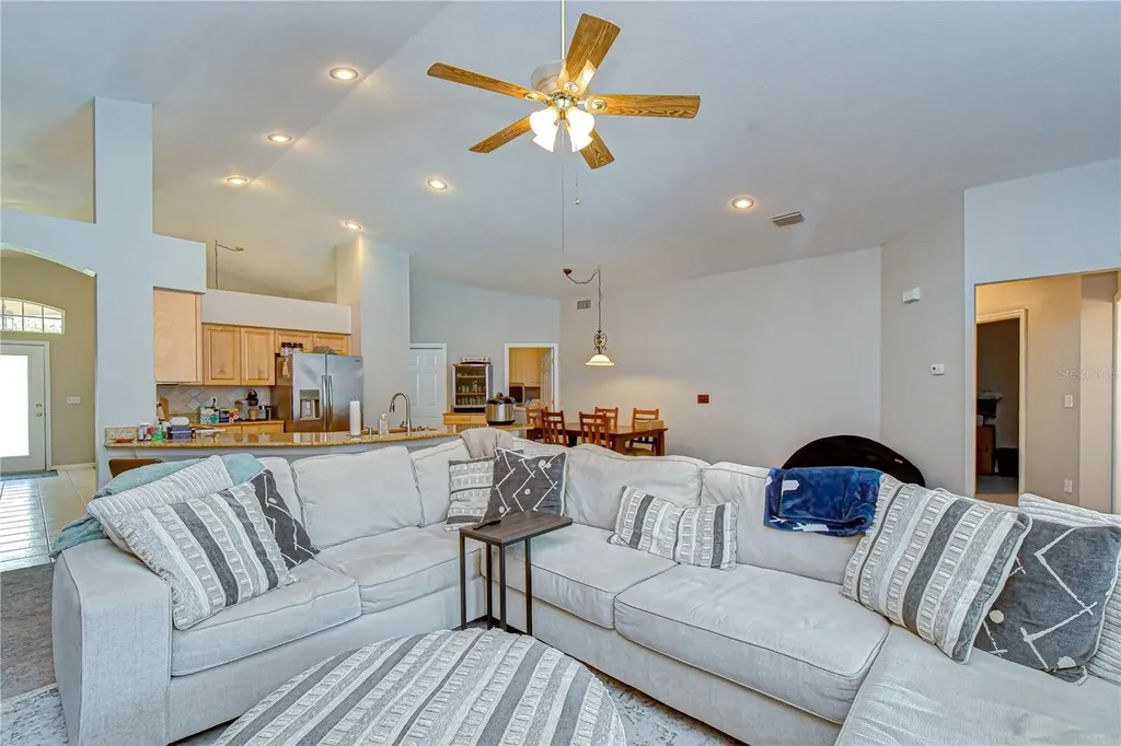 2617 Allwood Avenue Valrico FL 33596