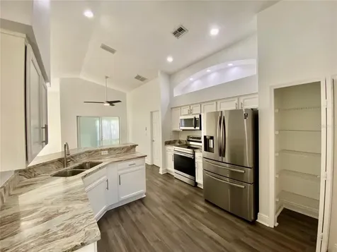 10264 Oak Crest Road Orlando FL 32829
