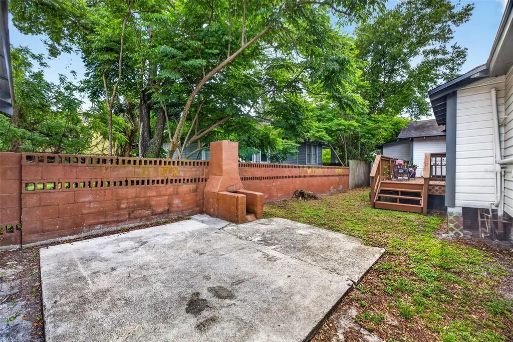 3007 N Central Avenue Tampa FL 33603