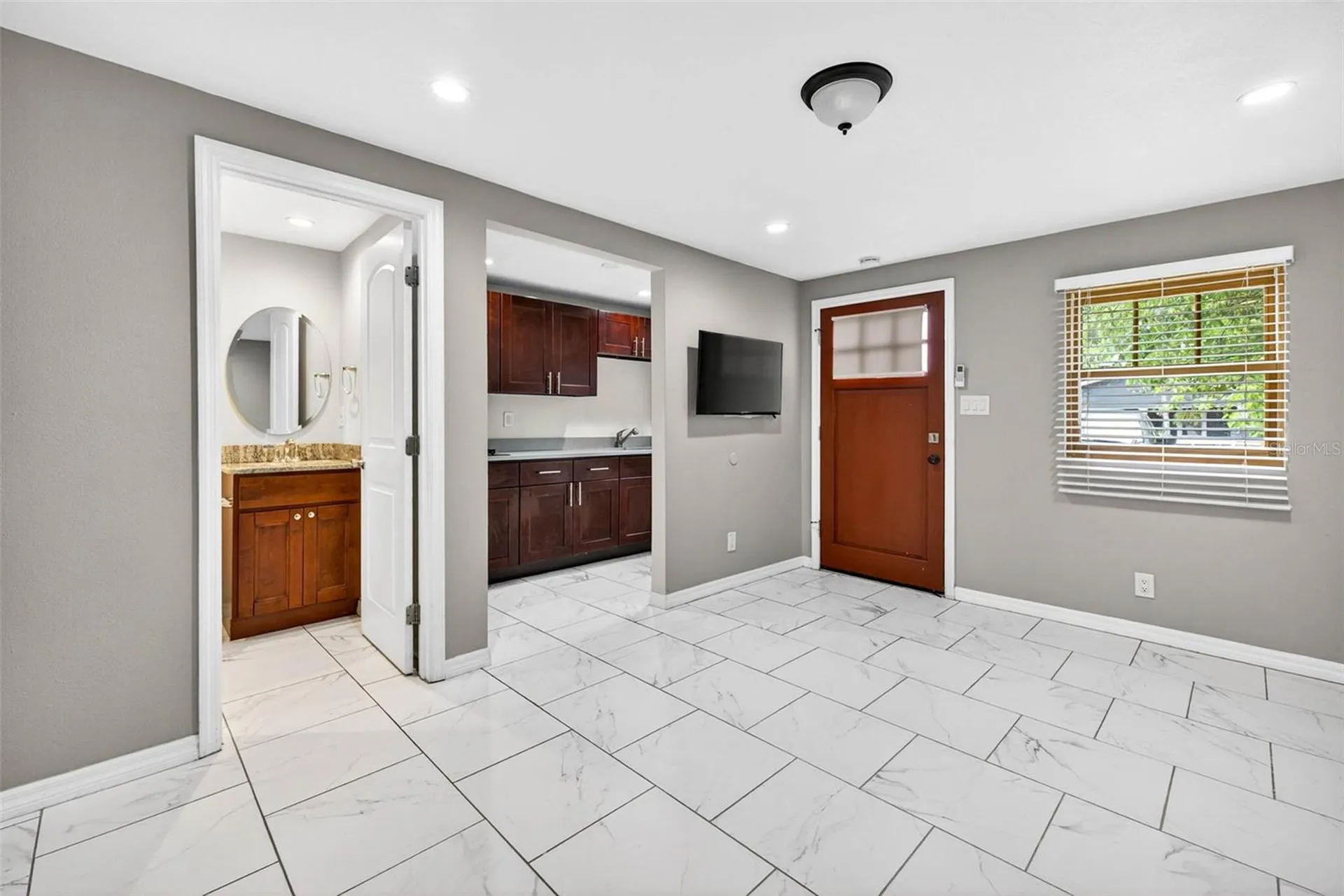 3007 N Central Avenue Tampa FL 33603