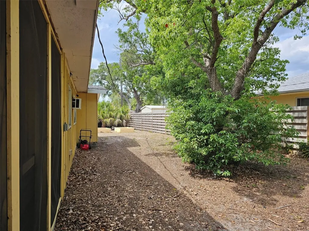 7409 Manatee Street Sarasota FL 34243