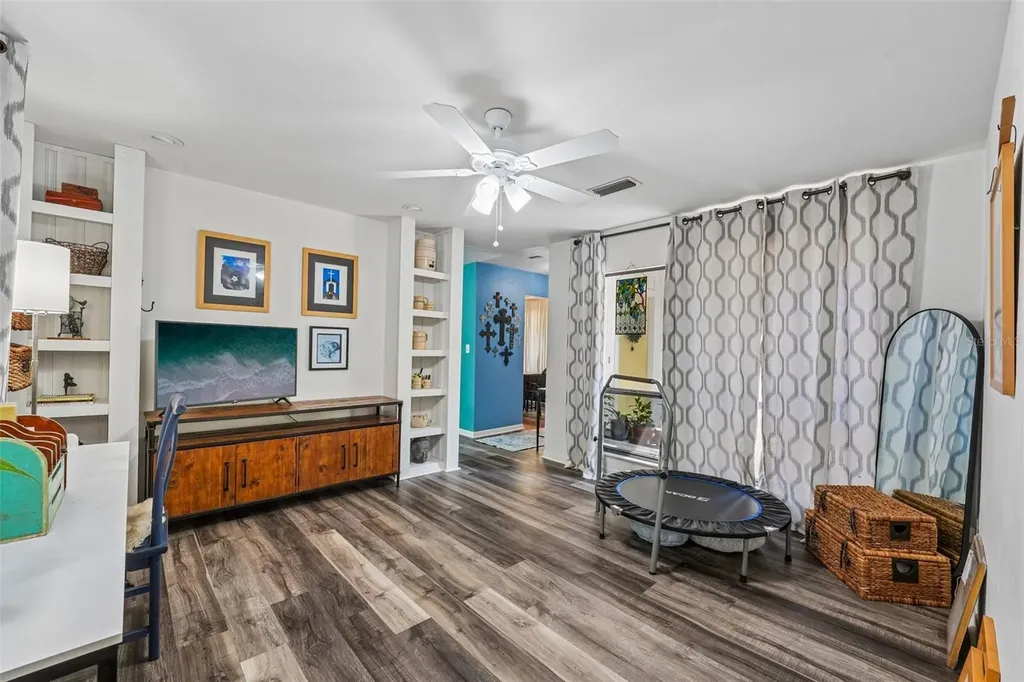 5212 NW 56th Court Gainesville FL 32653