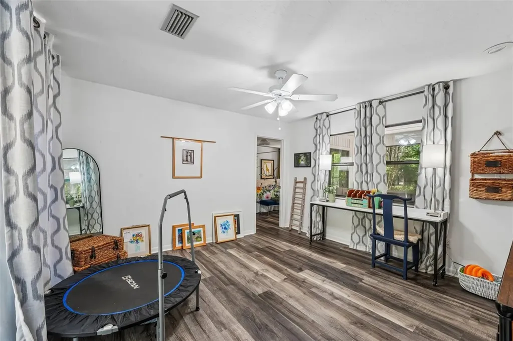 5212 NW 56th Court Gainesville FL 32653