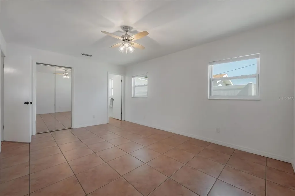 5333 53rd Street N St Petersburg FL 33709