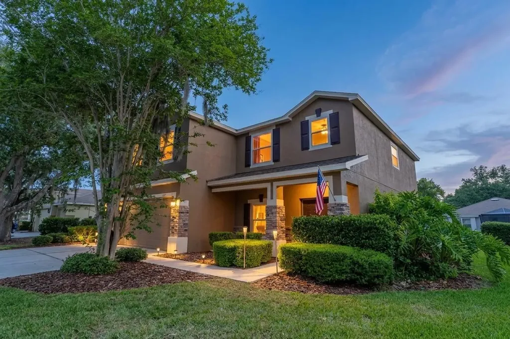 6302 Bridgevista Drive Lithia FL 33547