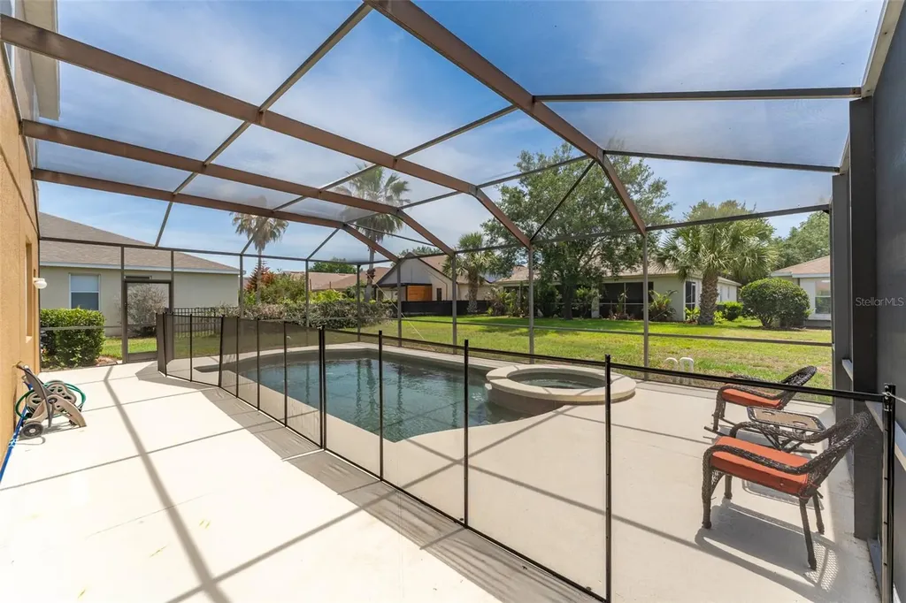 6302 Bridgevista Drive Lithia FL 33547