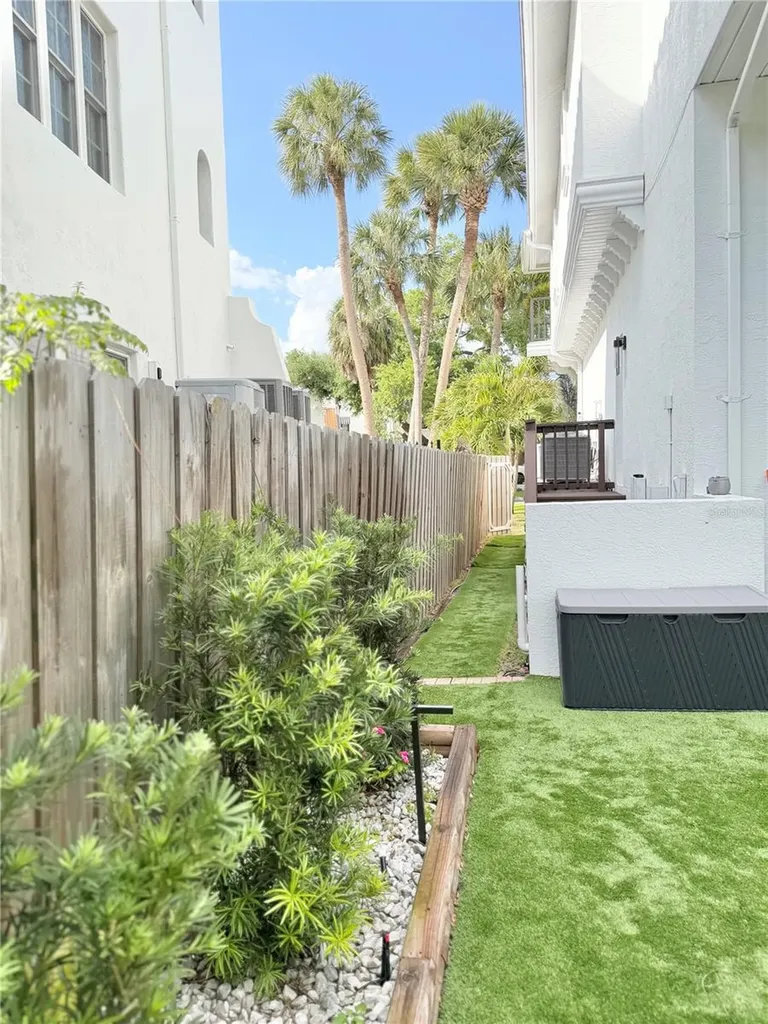 4814 W Beachway Drive Tampa FL 33609