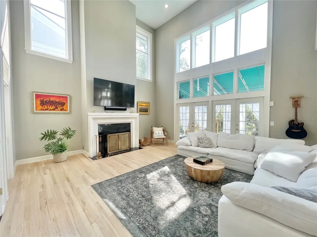 4814 W Beachway Drive Tampa FL 33609