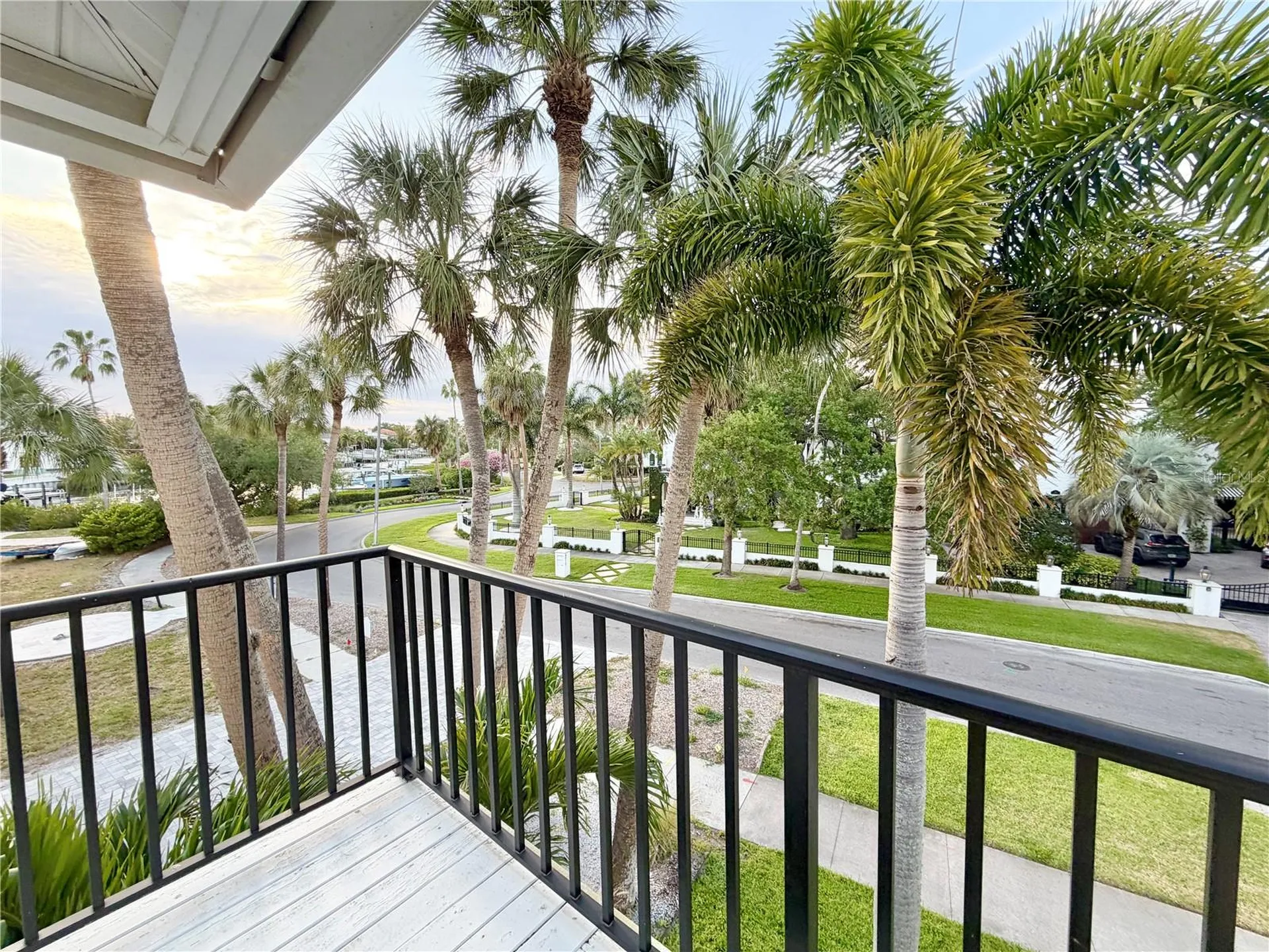 4814 W Beachway Drive Tampa FL 33609