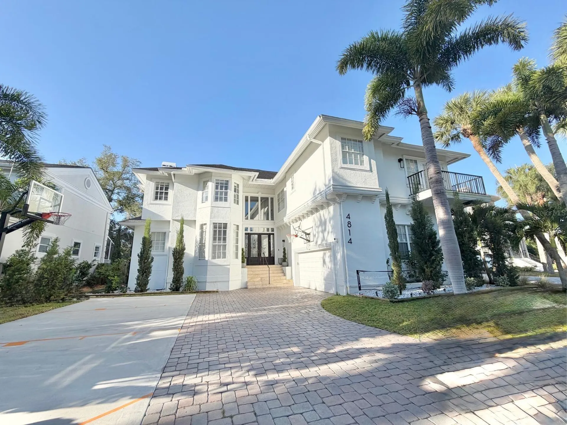 4814 W Beachway Drive Tampa FL 33609