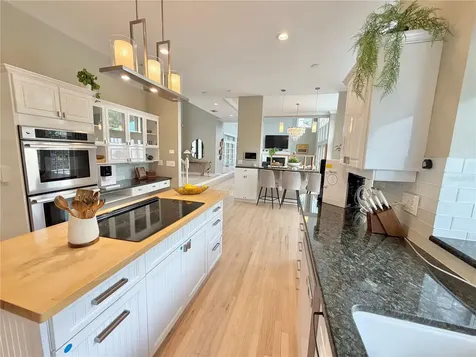 4814 W Beachway Drive Tampa FL 33609
