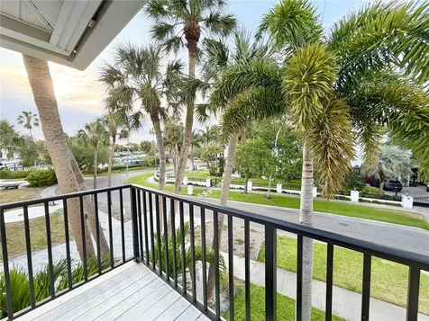 4814 W Beachway Drive Tampa FL 33609