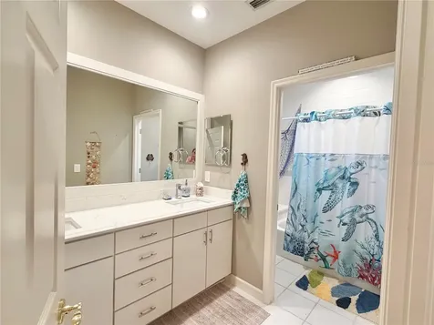 4814 W Beachway Drive Tampa FL 33609