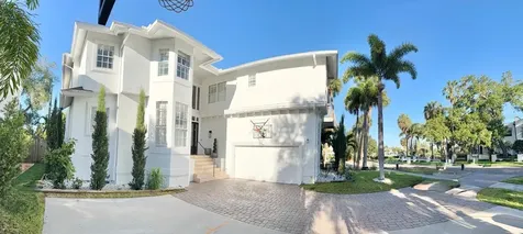 4814 W Beachway Drive Tampa FL 33609