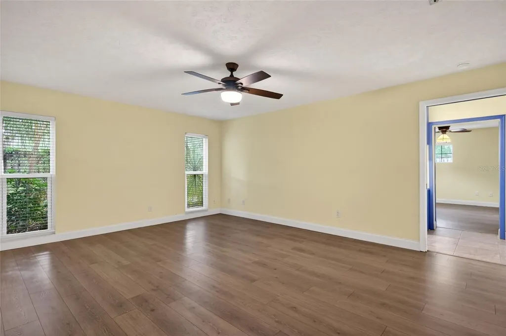 901 W River Drive Temple Terrace FL 33617