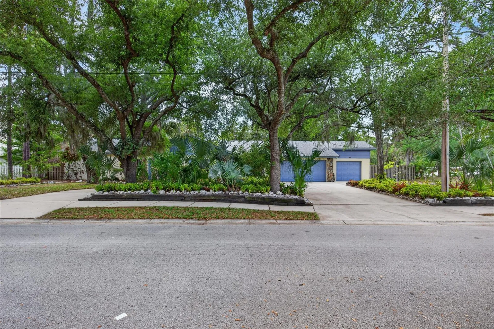 901 W River Drive Temple Terrace FL 33617