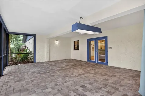 901 W River Drive Temple Terrace FL 33617
