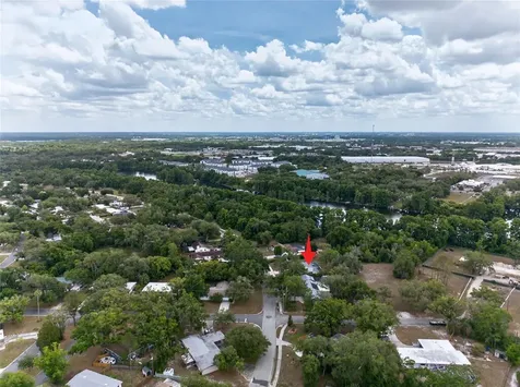 901 W River Drive Temple Terrace FL 33617