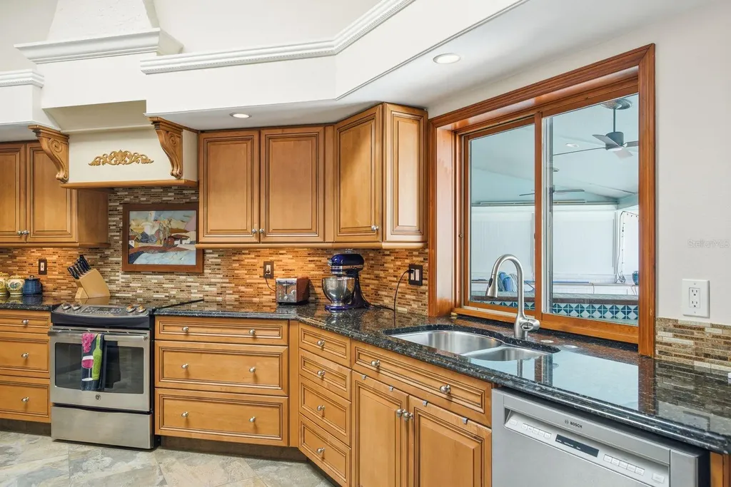 3930 Tarian Court Palm Harbor FL 34684