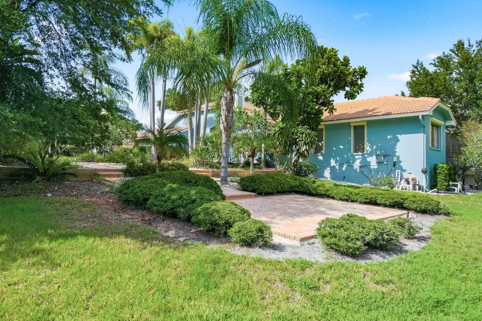 3930 Tarian Court Palm Harbor FL 34684