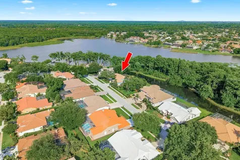 3930 Tarian Court Palm Harbor FL 34684