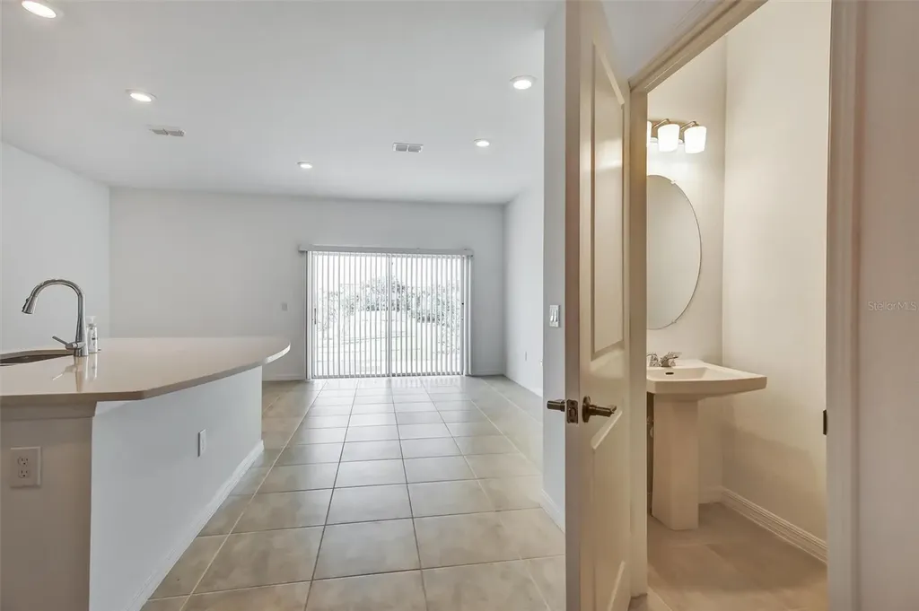 1325 N Anchor Bend Way Kissimmee FL 34746