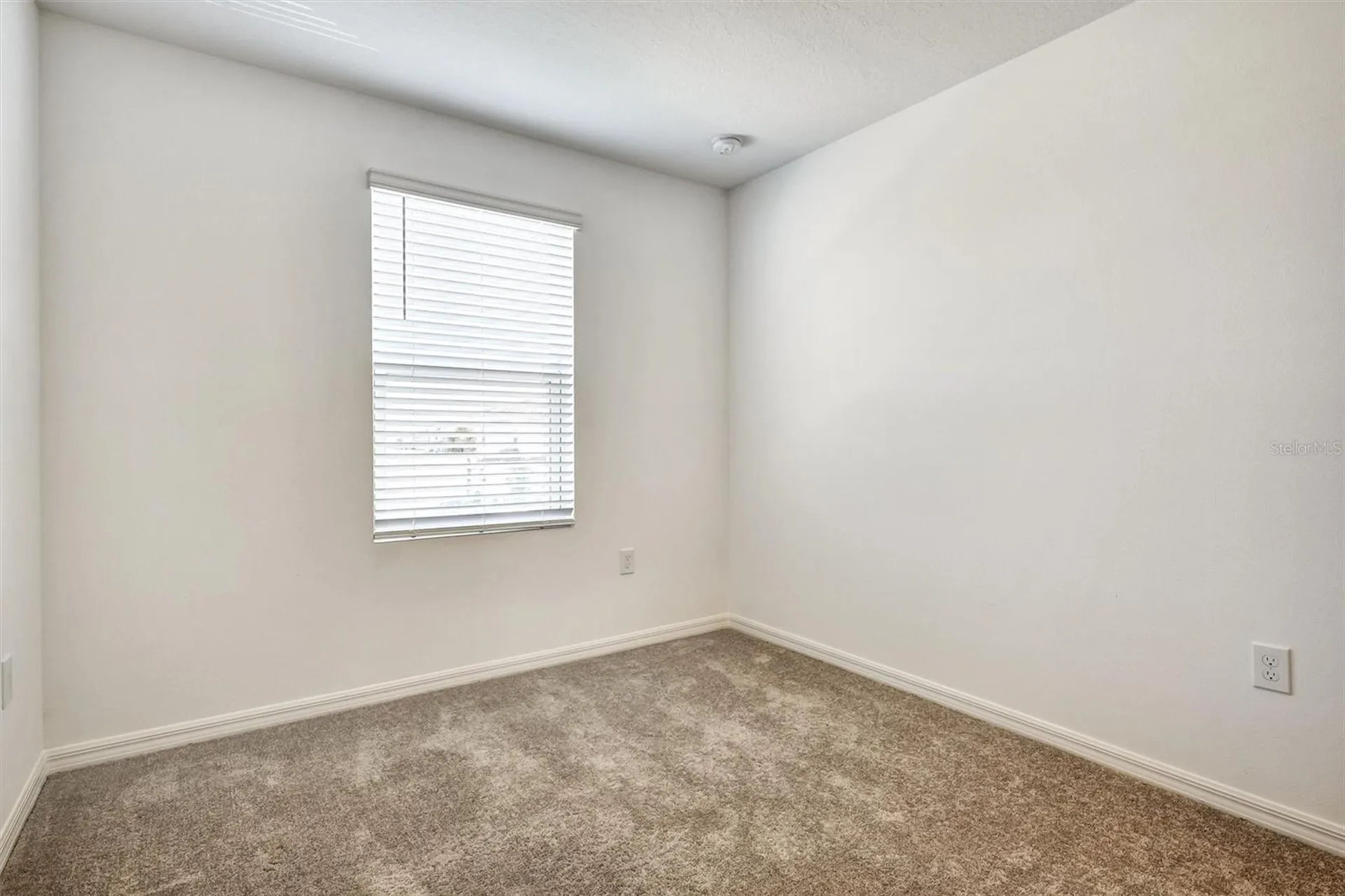 1325 N Anchor Bend Way Kissimmee FL 34746