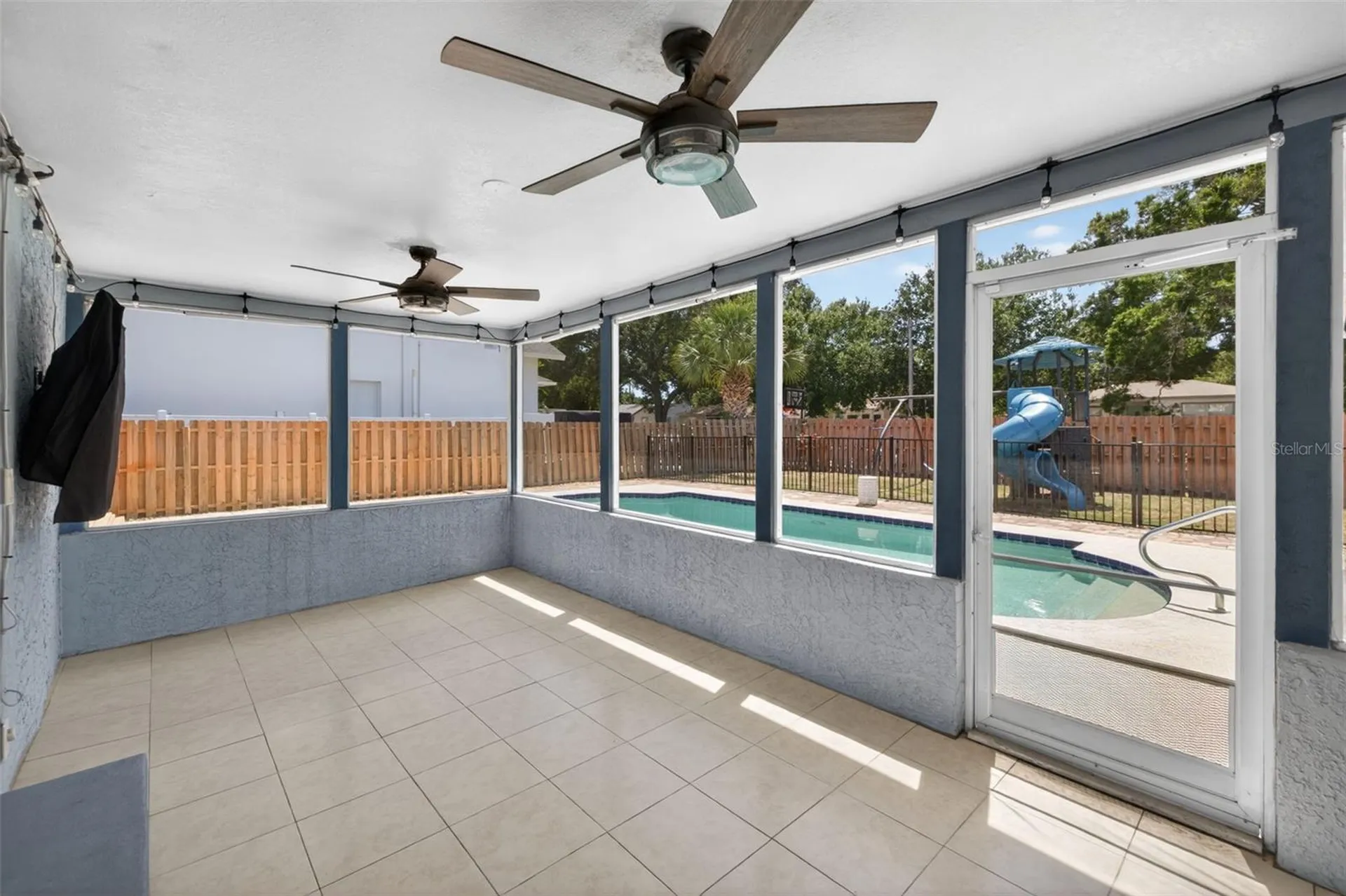 1674 34th Avenue N St Petersburg FL 33713