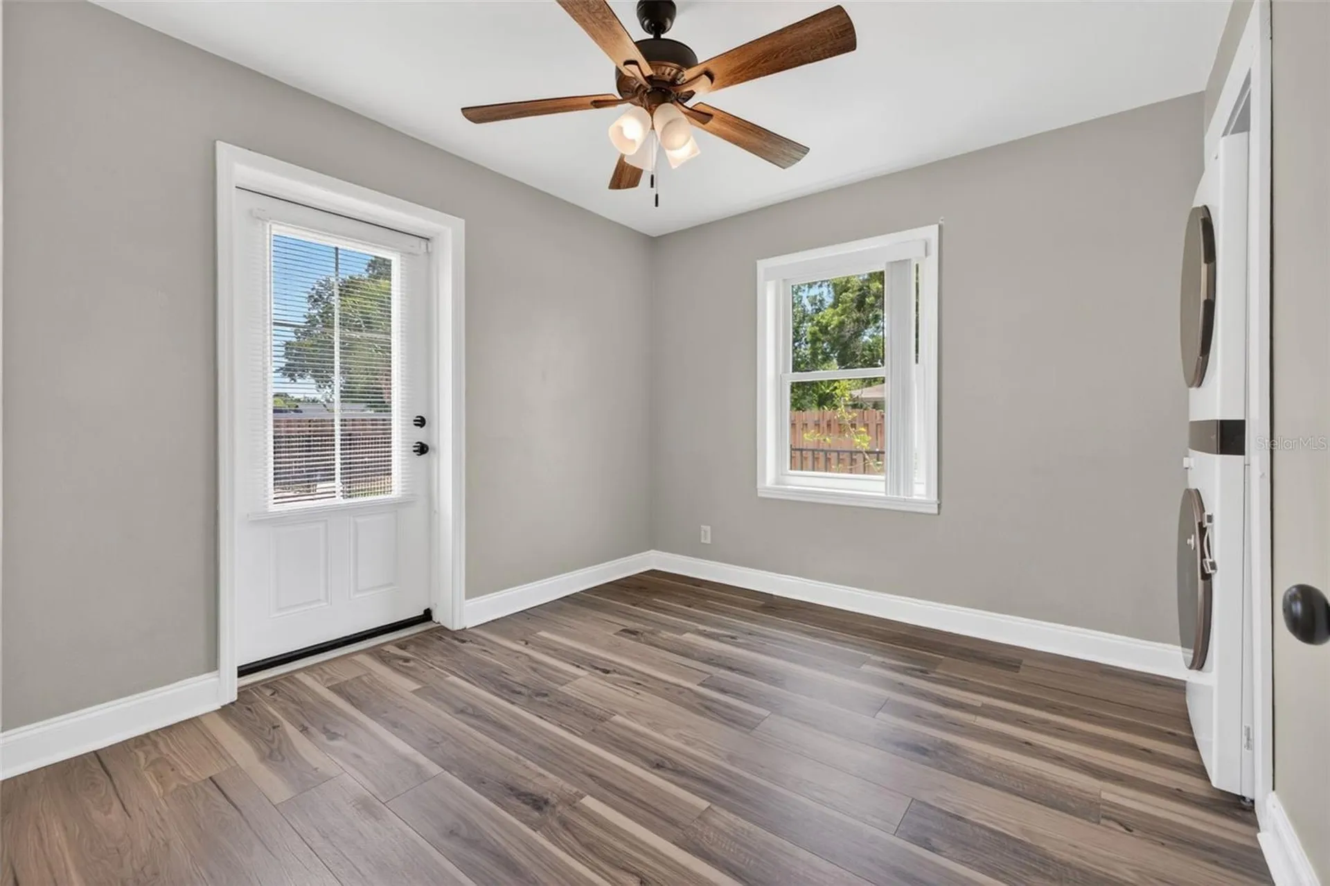 1674 34th Avenue N St Petersburg FL 33713