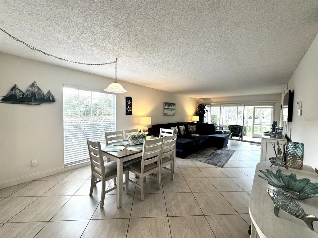 4377 Longmeadow Sarasota FL 34235