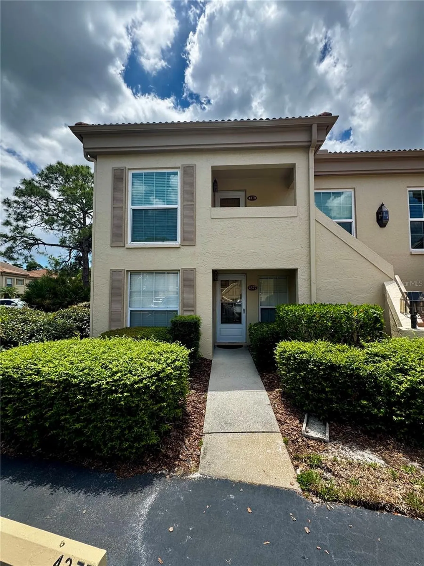 4377 Longmeadow Sarasota FL 34235