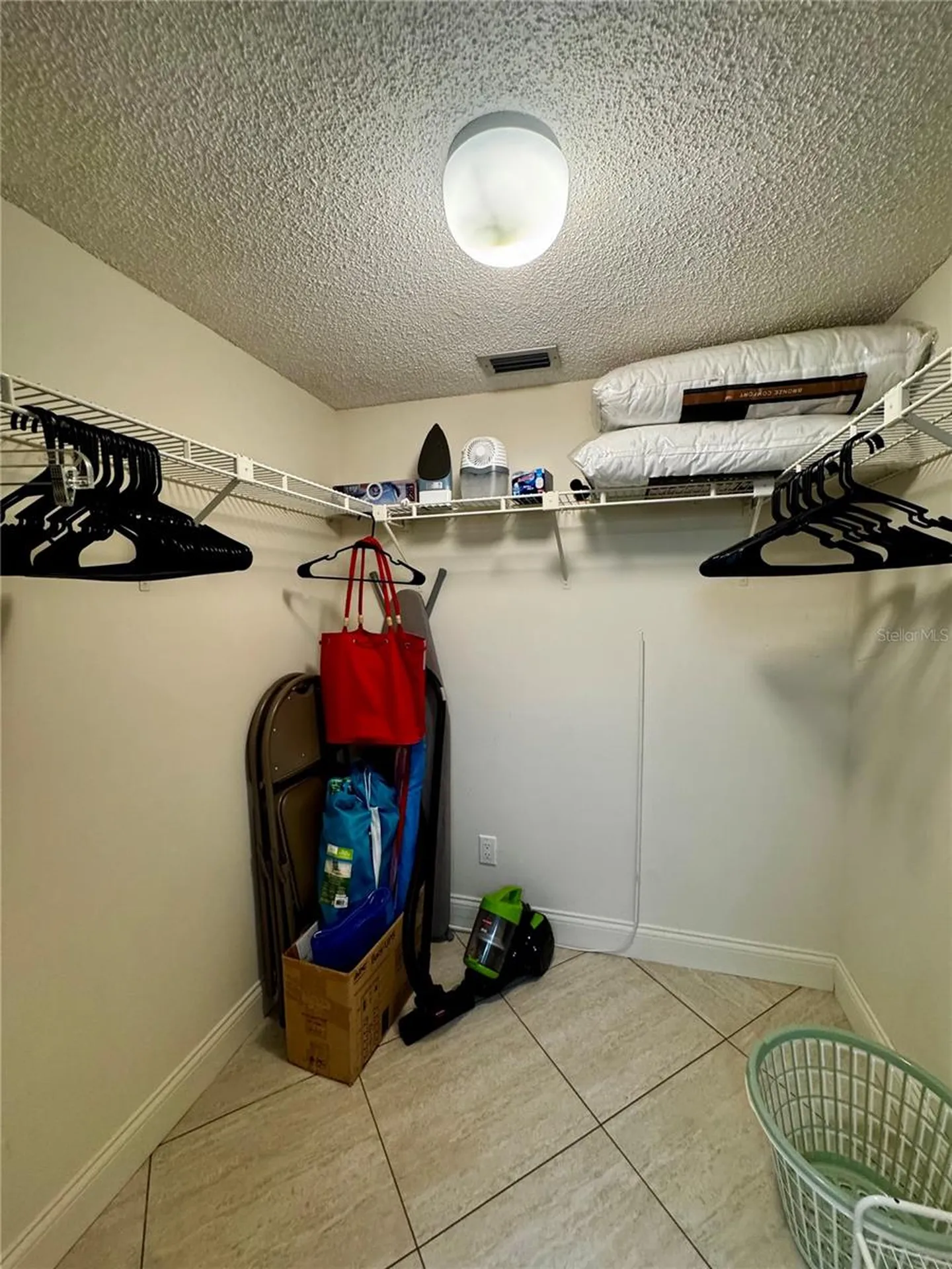 4377 Longmeadow Sarasota FL 34235