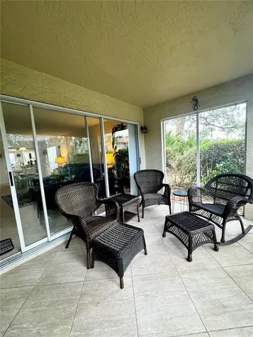 4377 Longmeadow Sarasota FL 34235
