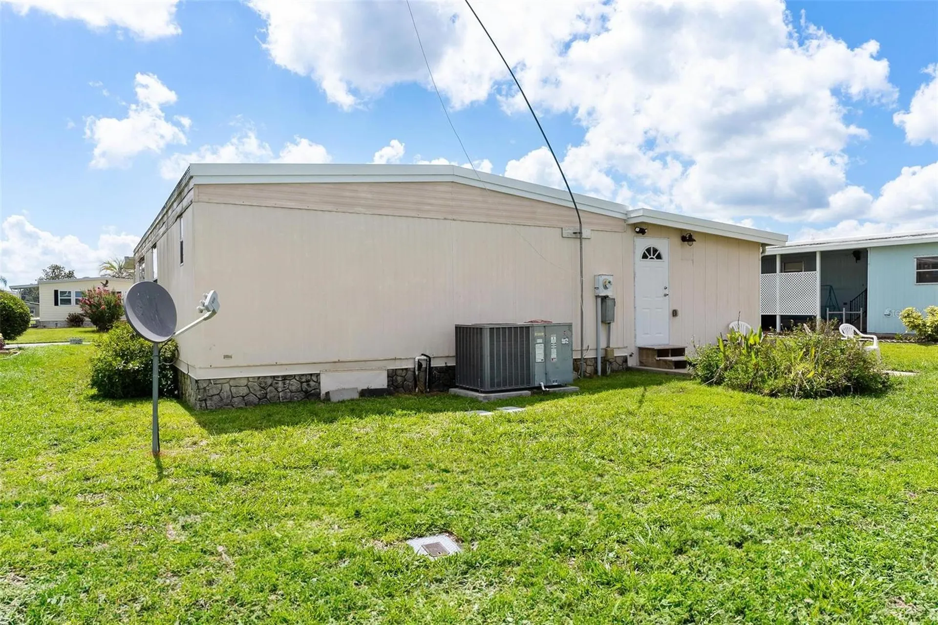 717 W Coach N Four Drive Leesburg FL 34748