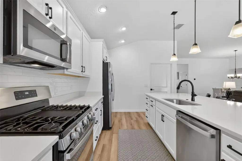 6857 Baysinger Path The Villages FL 34762