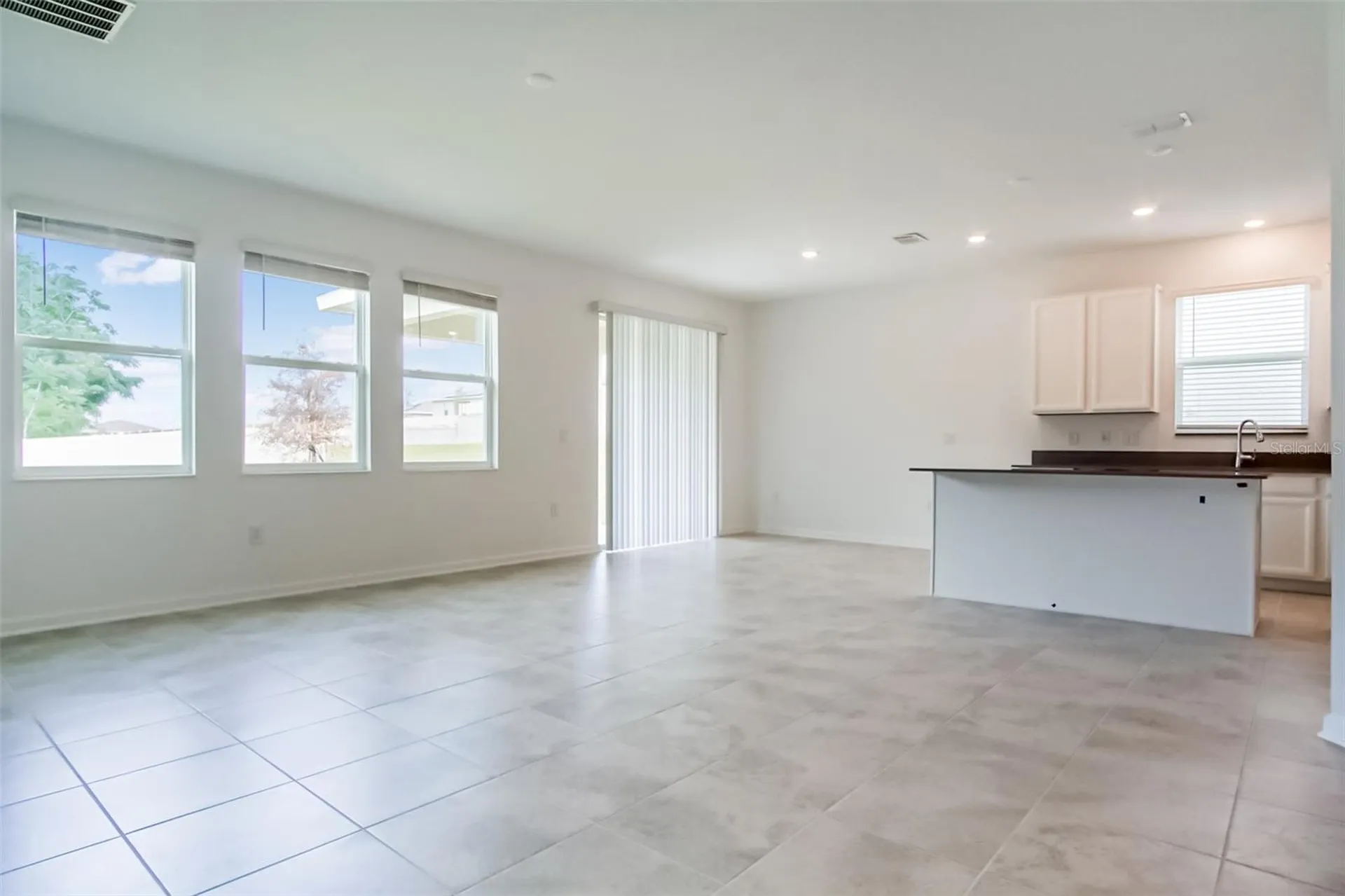 786 Citrus Reserve Boulevard Davenport FL 33837