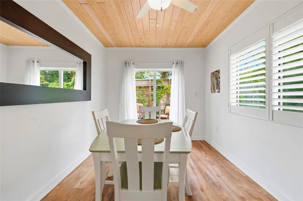 845 Highland Street Sarasota FL 34234