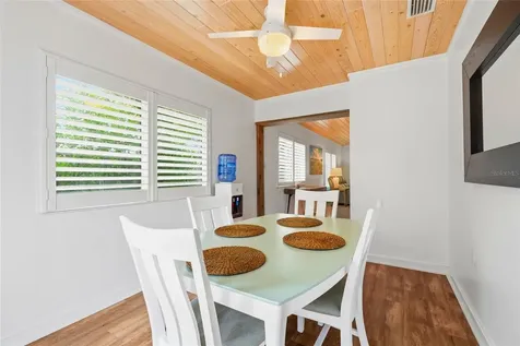 845 Highland Street Sarasota FL 34234