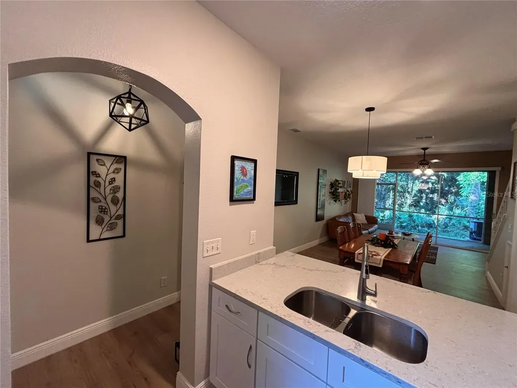 18842 Duquesne Drive Tampa FL 33647