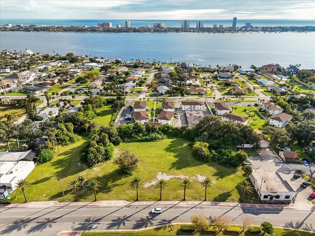 1771 S Ridge Wood Avenue South Daytona FL 32119