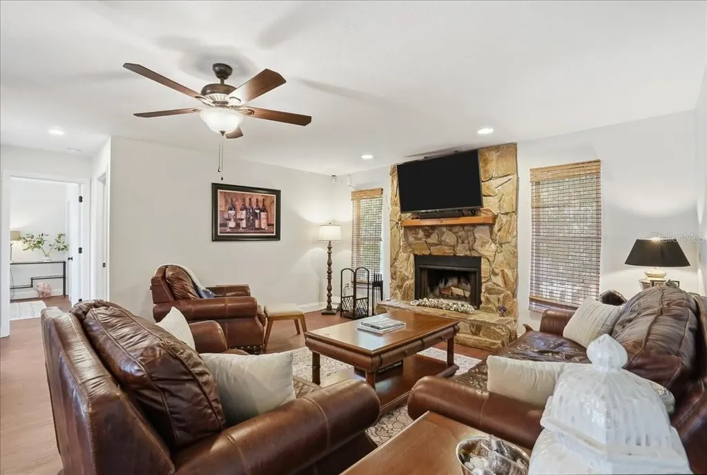 4503 4th Avenue Drive E Bradenton FL 34208