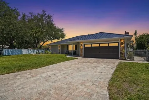 4503 4th Avenue Drive E Bradenton FL 34208