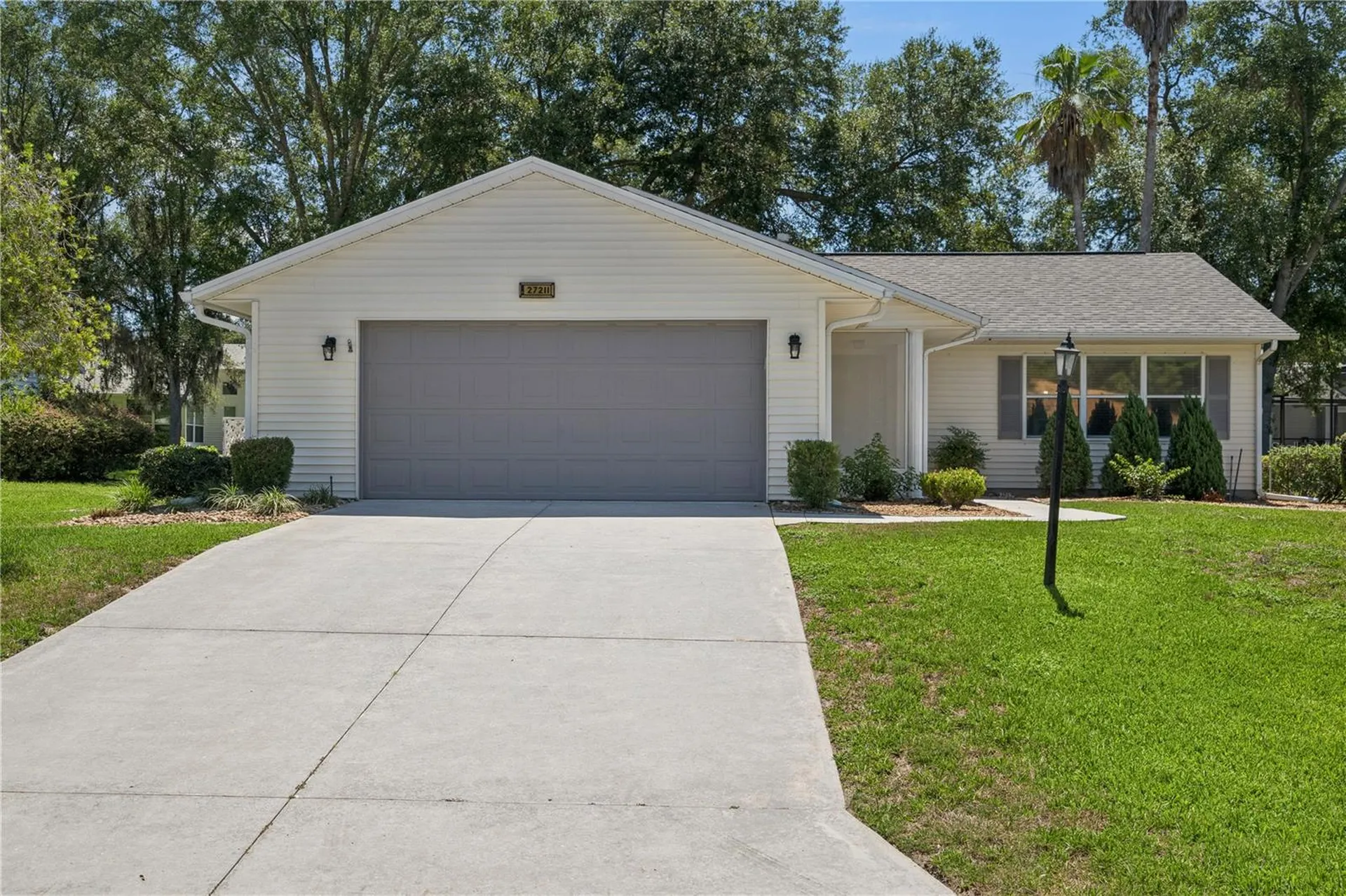 27211 Racquet Circle Leesburg FL 34748