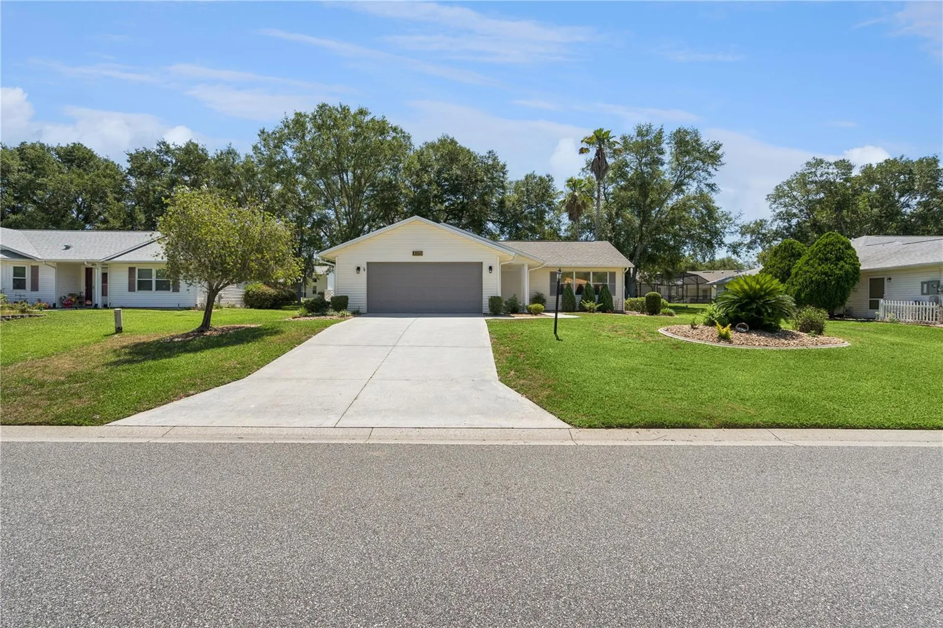 27211 Racquet Circle Leesburg FL 34748