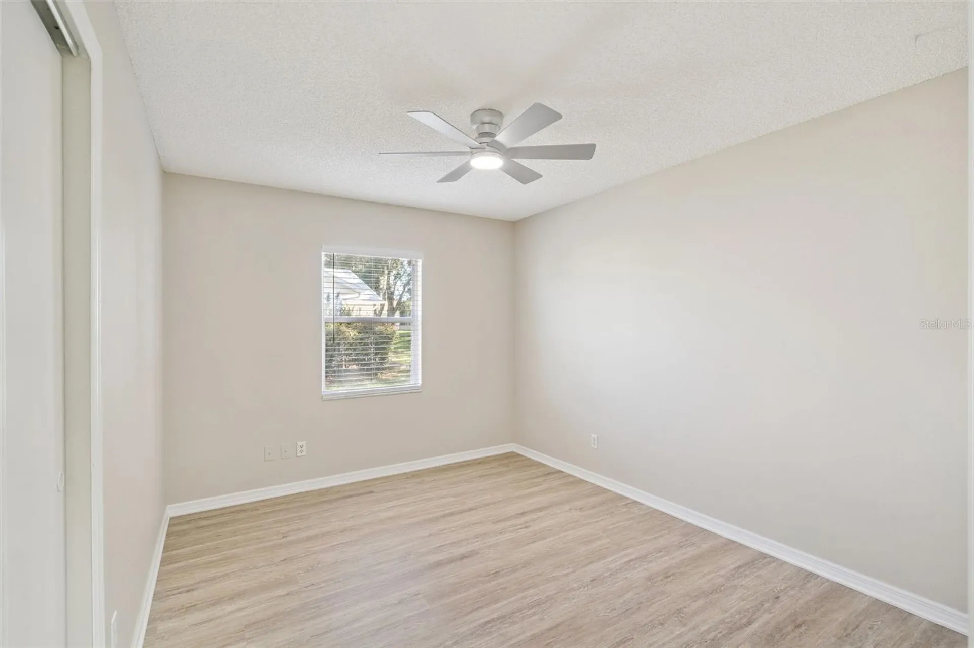 27211 Racquet Circle Leesburg FL 34748