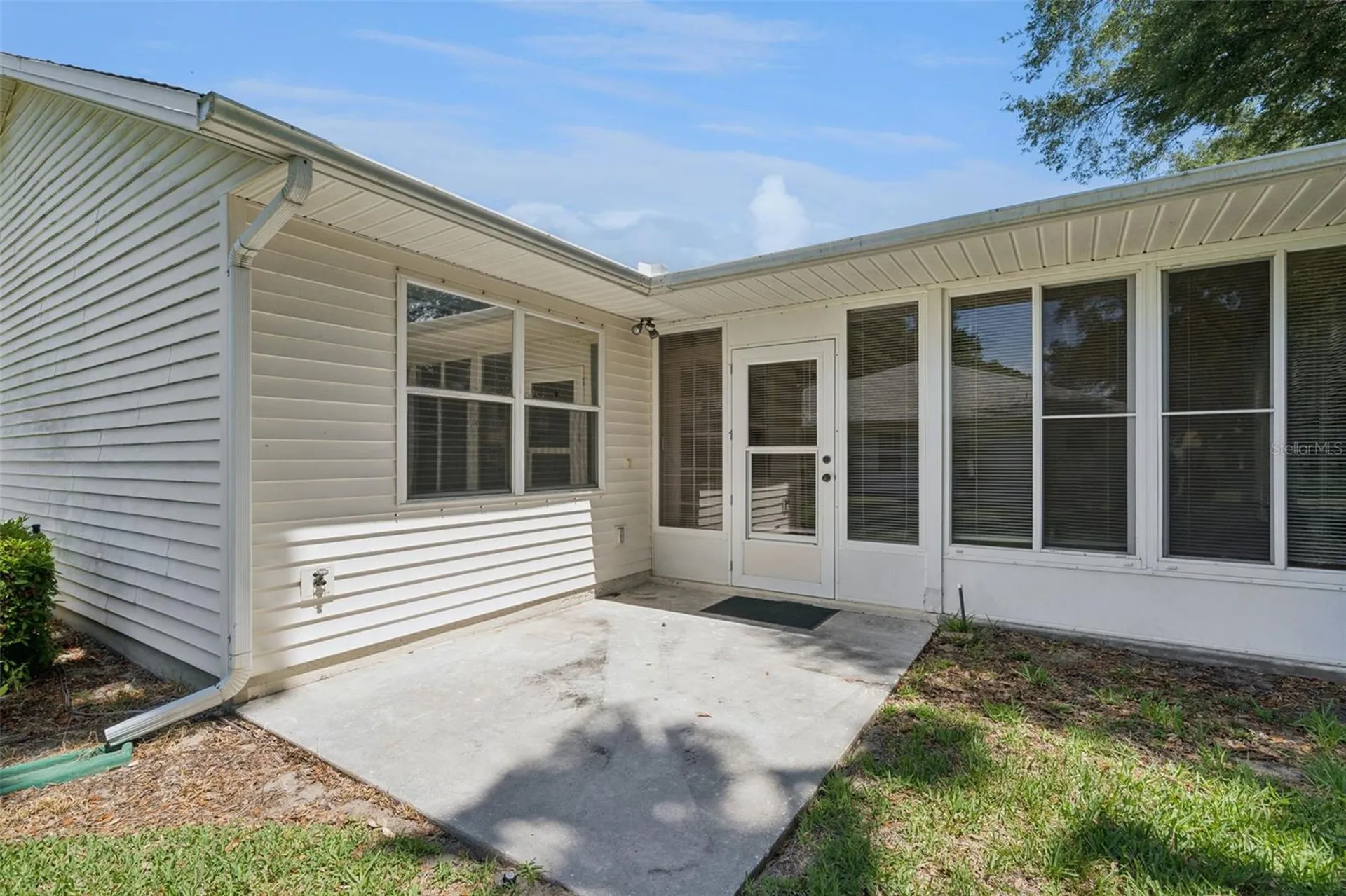 27211 Racquet Circle Leesburg FL 34748