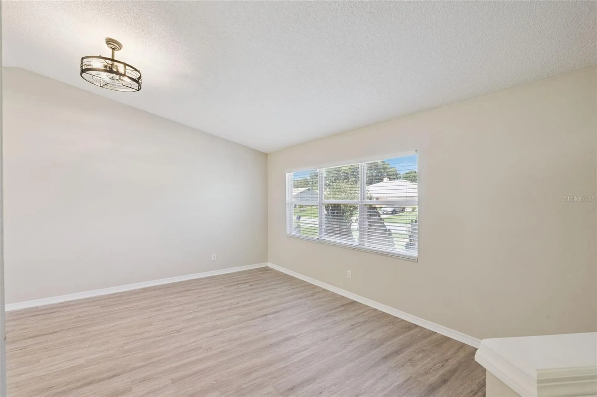 27211 Racquet Circle Leesburg FL 34748