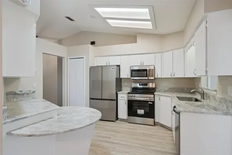 27211 Racquet Circle Leesburg FL 34748
